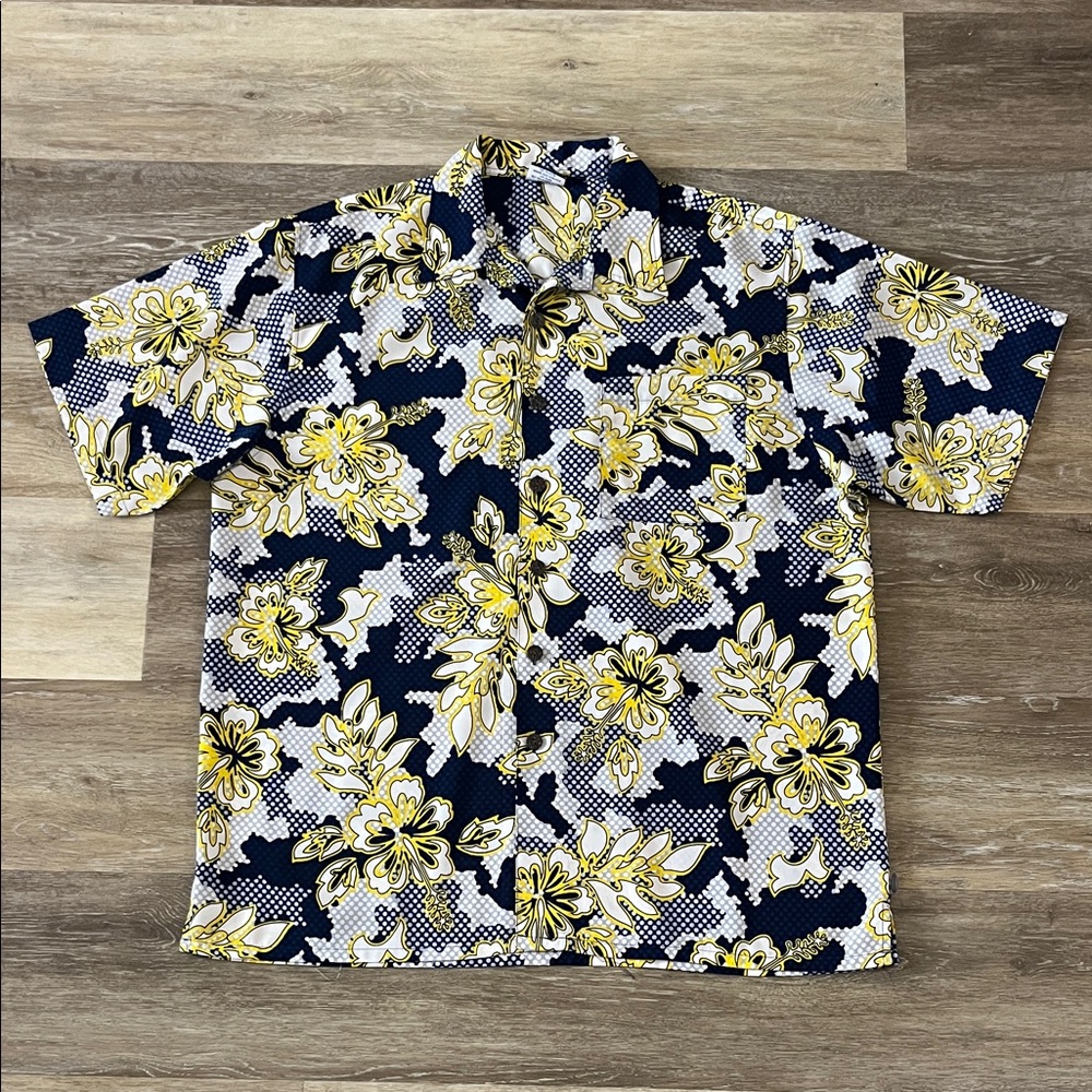 Vintage Sideout Men’s Floral 100% Polyester Button Down Shirt Size L